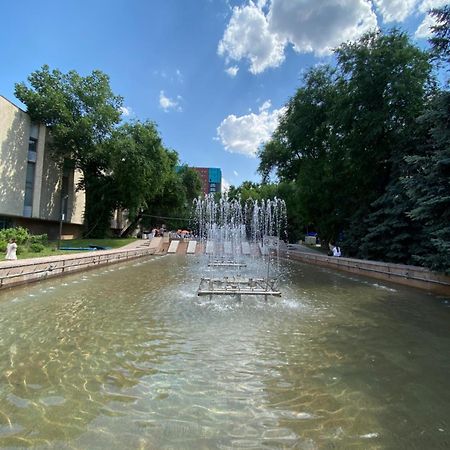 Квартира В Центре Алматы 외부 사진