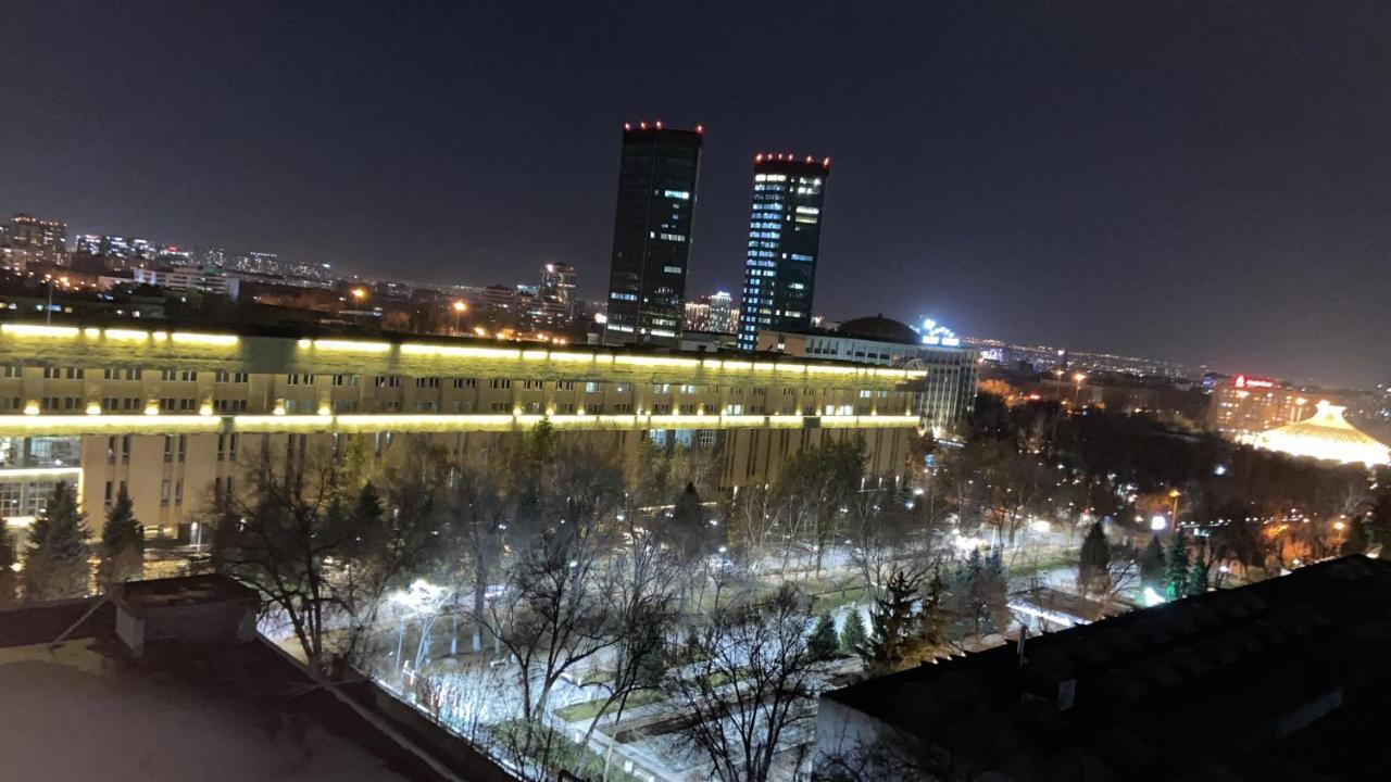 Квартира В Центре Алматы 외부 사진