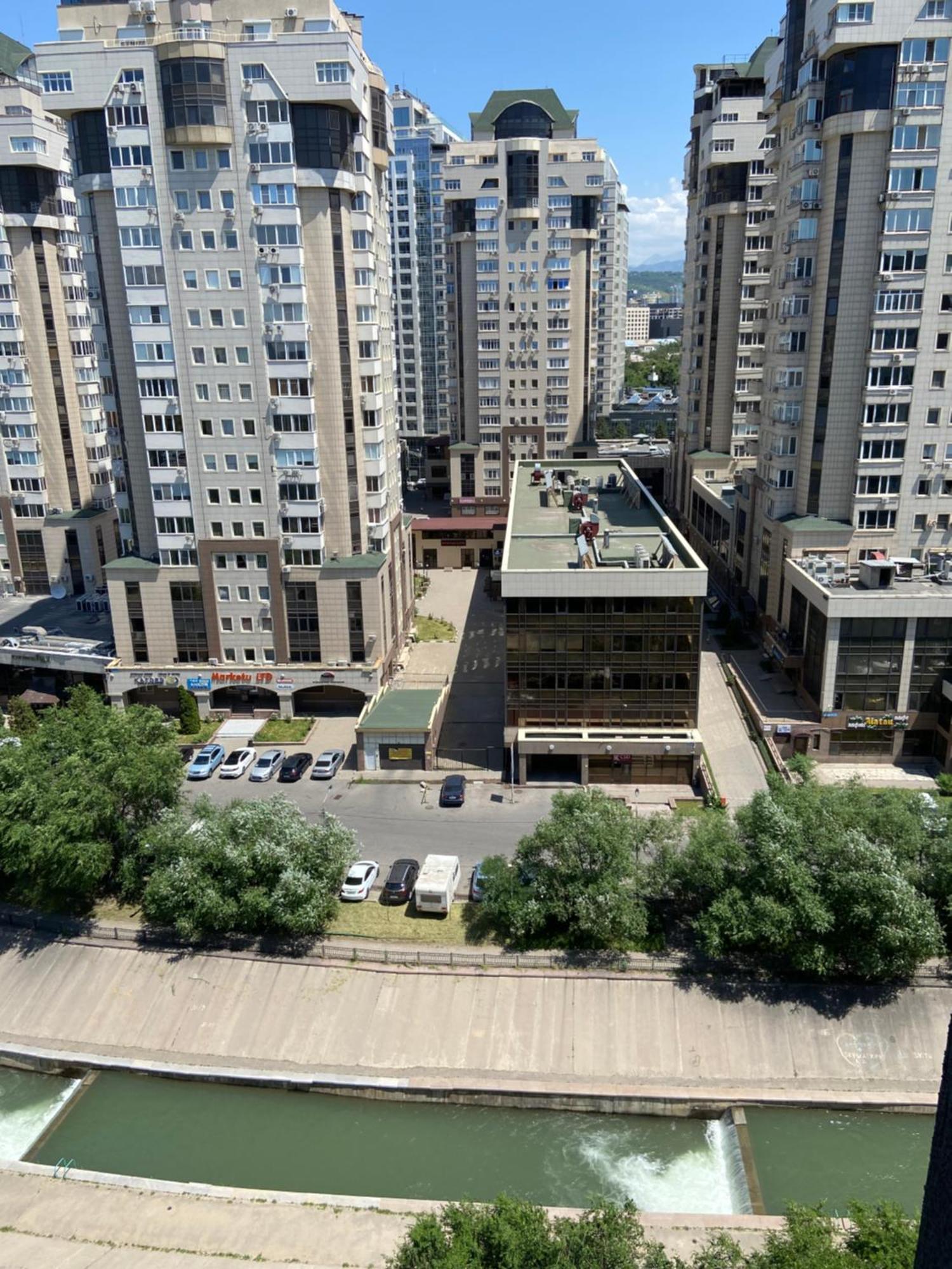 Квартира В Центре Алматы 외부 사진